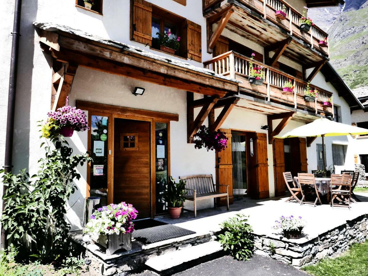 Hotel Chez Mamie Anna  Bessans Exterior foto
