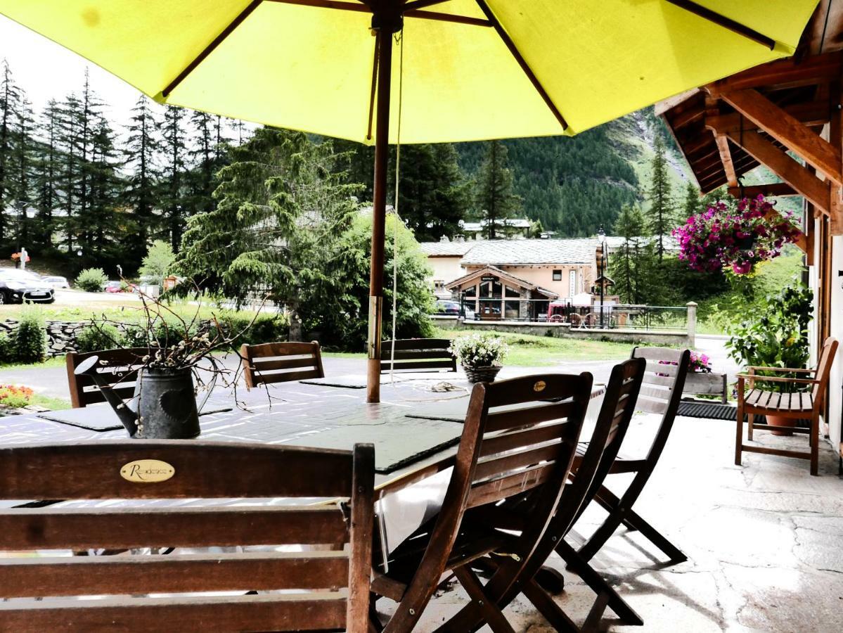 Hotel Chez Mamie Anna  Bessans Exterior foto